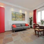 Suity I Monkeys Apartmán