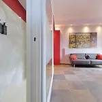 Suity I Monkeys Apartmán *