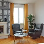 Suity I Monkeys Apartmán *